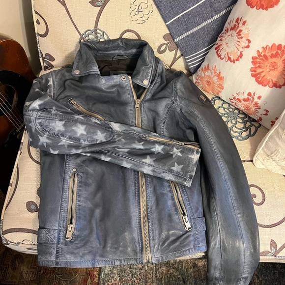 Women’s leather jacket by Mauritius - Picture 1 of 5